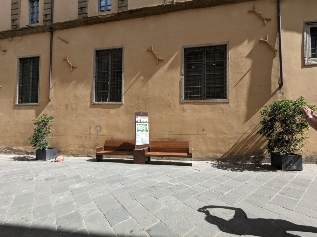 IMG_0966-1024x768 Quattro nuovi punti informativi in città per dare a turisti e cittadini indicazioni e momenti di relax