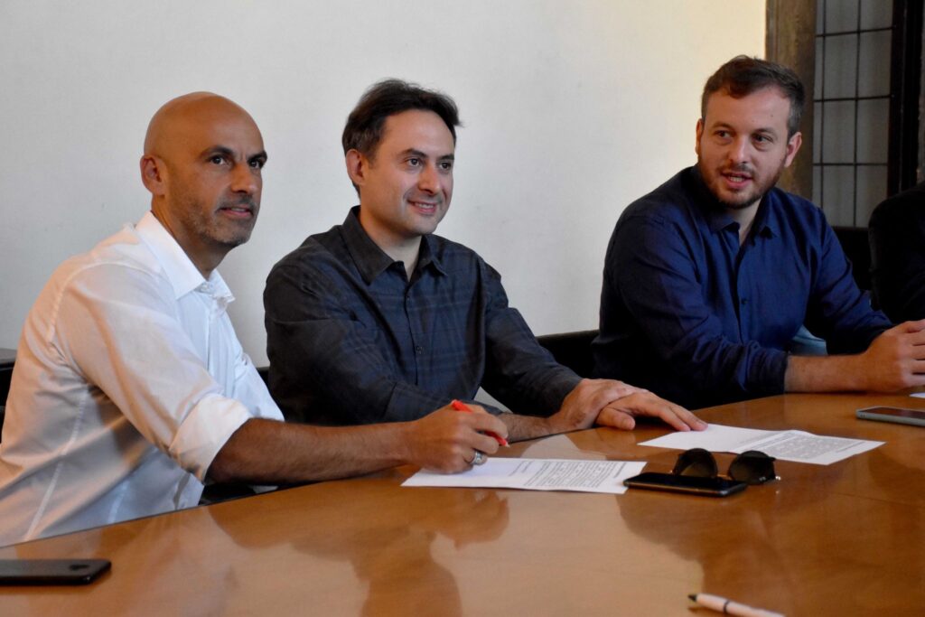 b761cd27-c0ae-494c-99cd-b350b2227a3f-1024x683 Il “patto” umbro-toscano sull’Alta Velocità: sindaci della Valtiberina Toscana e Altotevere Umbro uniti per dire si a Rigutino come stazione ferroviaria MedioEtruria. Incontro oggi a Citta’ di Castello