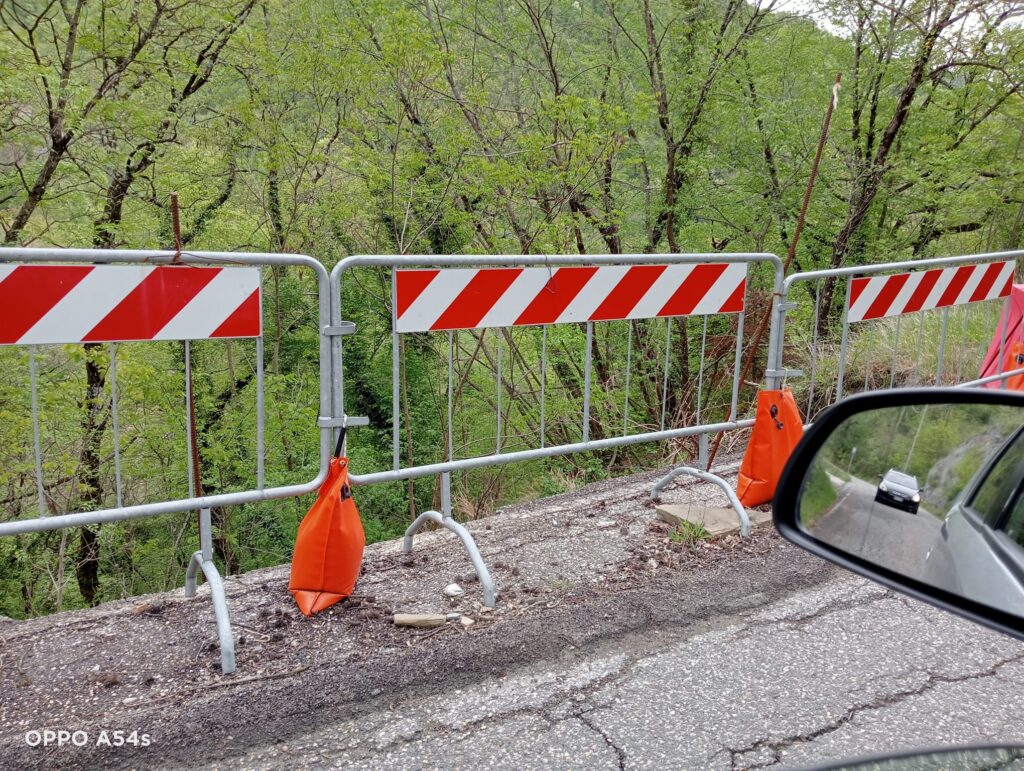 PHOTO-2024-04-20-19-40-07-1024x771 Fabio Buschi, candidato Sindaco Communitas San Giustino: “Piano asfalti su strade comunali, ennesimo fallimento di una politica distante dai cittadini”